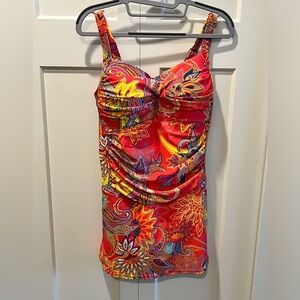 VENUS ST. TROPEZ ONE-PIECE RUCHED MIDDLE ADJUSTABLE STRAP SWIM DRESS